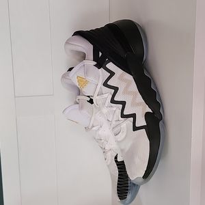 Adidas D.O.N. basketball shoes issue 2 | Men's size 11